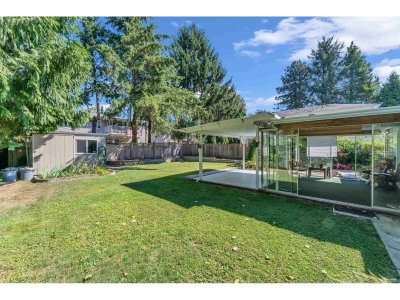 9079 144 Street | Surrey British Columbia | Slide Image Nine
