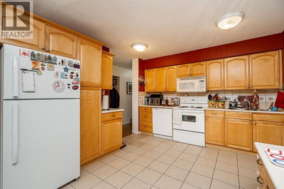3067 NEWBERRY Street | Port Coquitlam British Columbia | Slide Image Ten