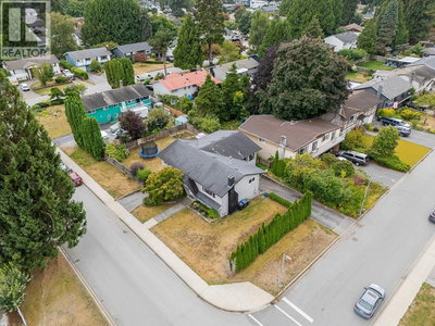3067 NEWBERRY Street | Port Coquitlam British Columbia | Slide Image Three