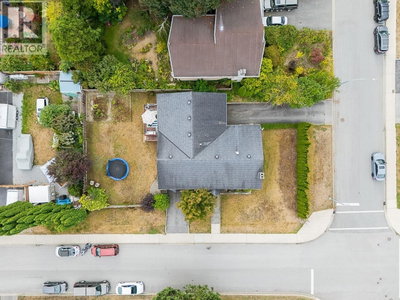 3067 NEWBERRY Street | Port Coquitlam British Columbia | Slide Image Thirty-six