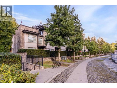 7418 BYRNEPARK Walk | Burnaby British Columbia | Slide Image Thirty-one
