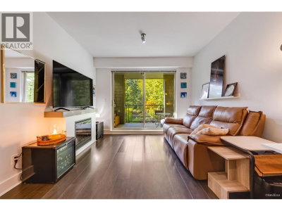 7418 BYRNEPARK Walk | Burnaby British Columbia | Slide Image Four