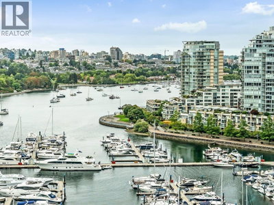 1033 MARINASIDE Crescent | Vancouver British Columbia | Slide Image Eighteen