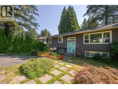 3342 FROMME Road | North Vancouver British Columbia | Slide Image Thirty-one