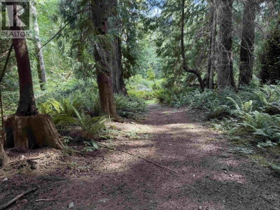 LOT 16 HAIRY ELBOW Road | Halfmoon Bay British Columbia | Slide Image Twelve