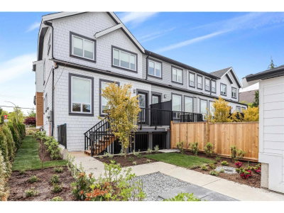 20957 83 Avenue | Langley British Columbia | Slide Image Three