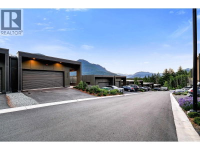 39249 STELLAR Drive | Squamish British Columbia | Slide Image Twenty-three