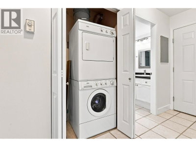301 MAUDE Road | Port Moody British Columbia | Slide Image Seventeen