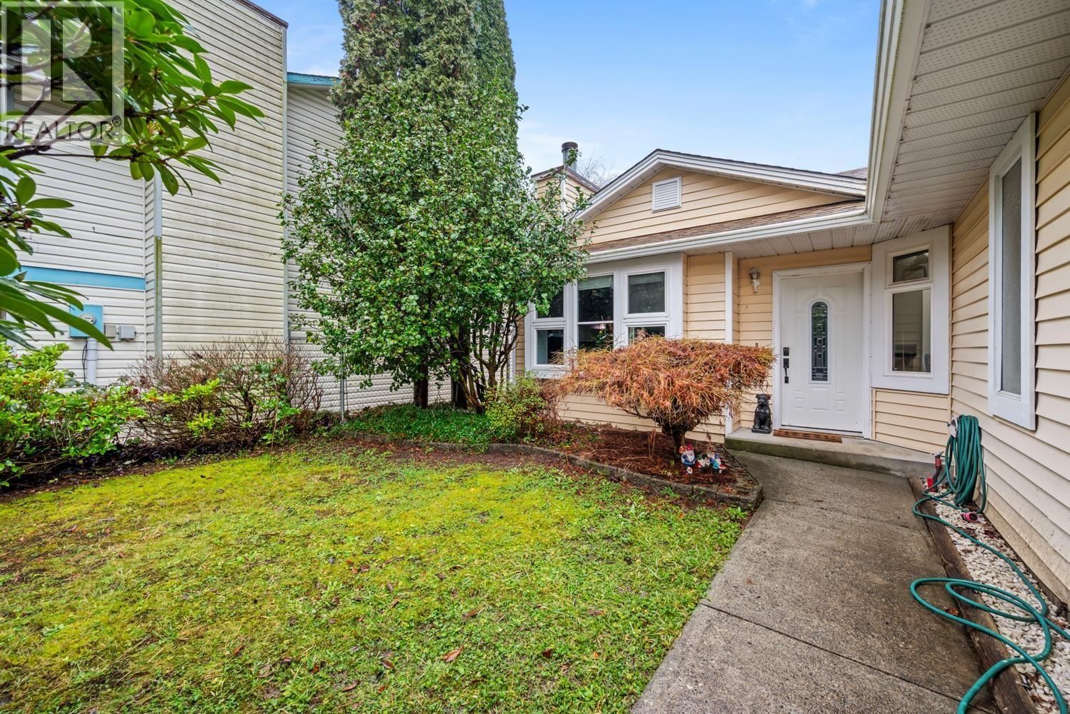 11937 237A Street, Maple Ridge, British Columbia V4R 1V9