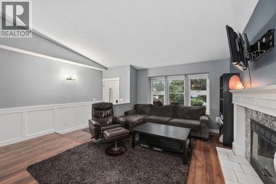 11937 237A Street | Maple Ridge British Columbia | Slide Image Nine