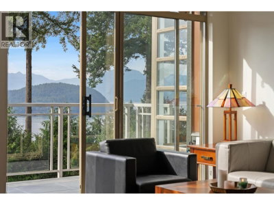 8571 SEASCAPE Lane | West Vancouver British Columbia | Slide Image Three