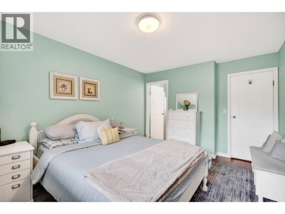 23425 WHIPPOORWILL Avenue | Maple Ridge British Columbia | Slide Image Twenty-two