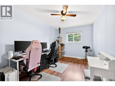 23425 WHIPPOORWILL Avenue | Maple Ridge British Columbia | Slide Image Twenty-six