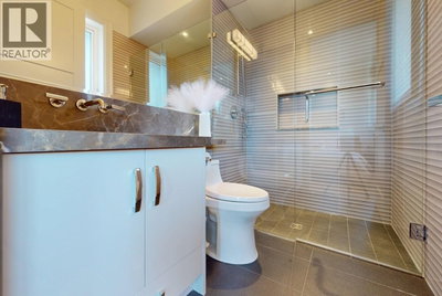 4014 36TH Avenue | Vancouver British Columbia | Slide Image Twenty-two