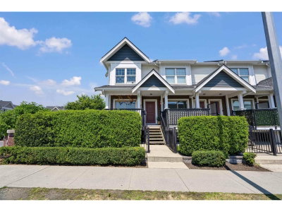32633 SIMON Avenue | Abbotsford British Columbia | Slide Image Two