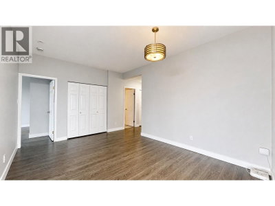 5885 OLIVE Avenue | Burnaby British Columbia | Slide Image Nine
