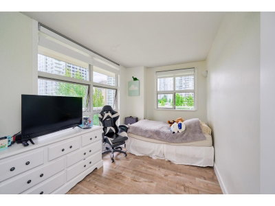 10523 UNIVERSITY Drive | Surrey British Columbia | Slide Image Fourteen