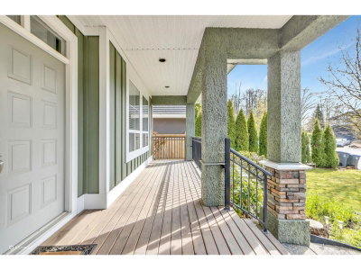16215 79A Avenue | Surrey British Columbia | Slide Image Three