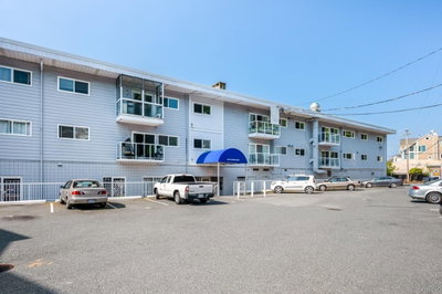 14881 MARINE DRIVE Drive | White Rock British Columbia | Slide Image Twenty-five
