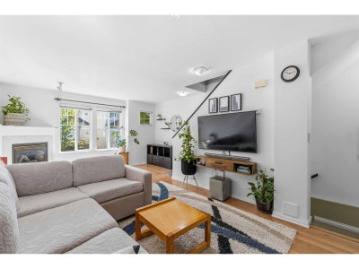6533 121 Street | Surrey British Columbia | Slide Image Three