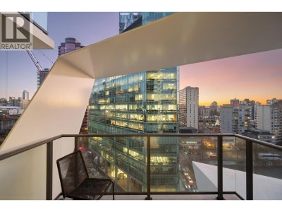 620 CARDERO Street | Vancouver British Columbia | Slide Image Fifteen