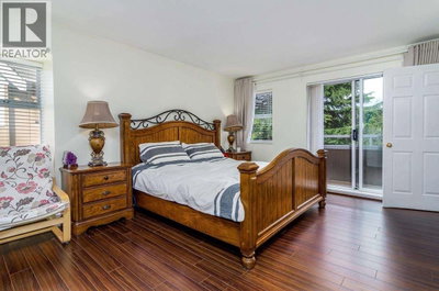 7488 SALISBURY Avenue | Burnaby British Columbia | Slide Image Thirteen