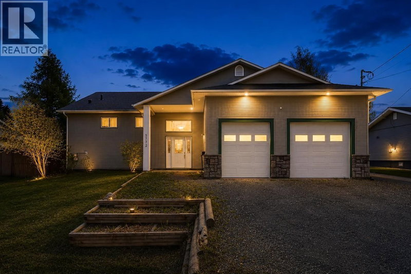 5772 HEYER Road Prince George British Columbia, V2N 6J4 - 7 Bedrooms Home For Sale