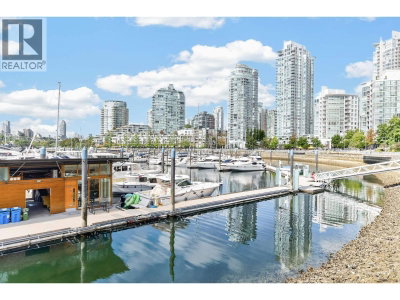 1033 MARINASIDE Crescent | Vancouver British Columbia | Slide Image Thirty-eight