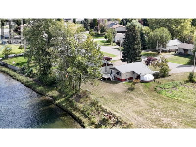 2733 RIVERVIEW Drive | Vanderhoof British Columbia | Slide Image Eleven