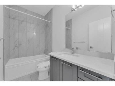 2277 OAK MEADOWS Drive | Surrey British Columbia | Slide Image Twenty-three