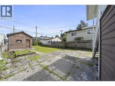 942 NANAIMO Street | Vancouver British Columbia | Slide Image Twenty-six