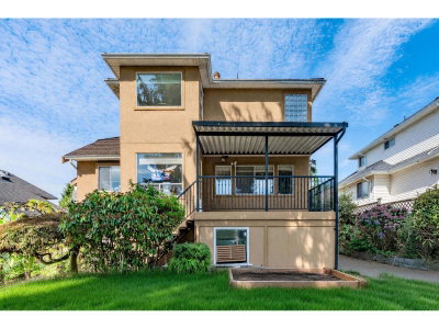 15390 80A Avenue | Surrey British Columbia | Slide Image Two