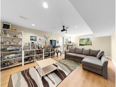 15390 80A Avenue | Surrey British Columbia | Slide Image Twenty-six