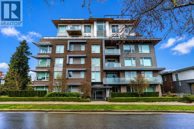 489 26TH Avenue | Vancouver British Columbia | Slide Image Two