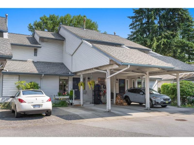 15879 ALDER Place | Surrey British Columbia | Slide Image Four