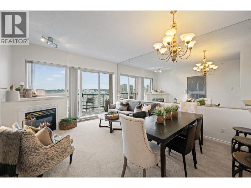 10 LAGUNA Court New Westminster British Columbia, V3M 6W3 - 2 Bedrooms Waterfront Condo For Sale