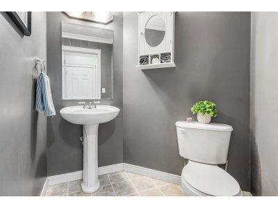 2088 WINFIELD Drive | Abbotsford British Columbia | Slide Image Twenty-one