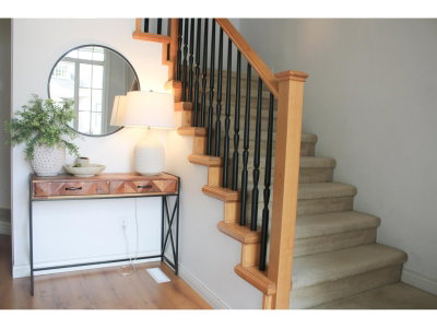 2088 WINFIELD Drive | Abbotsford British Columbia | Slide Image Four