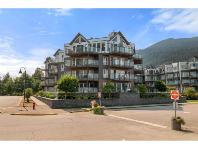 378 ESPLANADE Avenue | Harrison Hot Springs British Columbia | Slide Image One