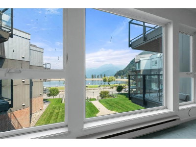 378 ESPLANADE Avenue | Harrison Hot Springs British Columbia | Slide Image Seventeen