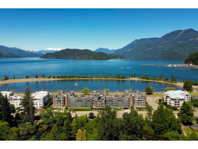 378 ESPLANADE Avenue | Harrison Hot Springs British Columbia | Slide Image Five