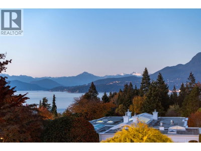 5550 KINGSTON Road | Vancouver British Columbia | Slide Image One