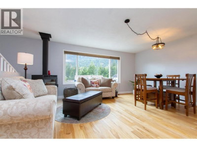 42056 BIRKEN Road | Squamish British Columbia | Slide Image Five