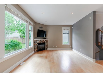 14650 61A Avenue | Surrey British Columbia | Slide Image Seventeen