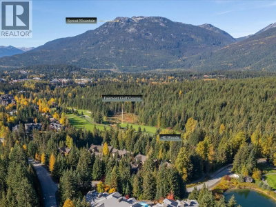 4652 BLACKCOMB Way | Whistler British Columbia | Slide Image Thirty