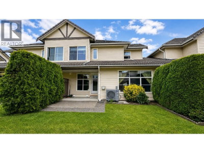 758 RIVERSIDE Drive | Port Coquitlam British Columbia | Slide Image Thirty