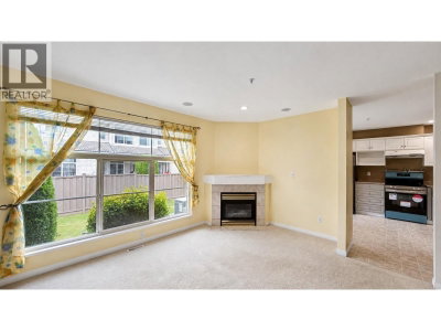 758 RIVERSIDE Drive | Port Coquitlam British Columbia | Slide Image Nine