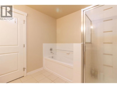 9229 UNIVERSITY Crescent | Burnaby British Columbia | Slide Image Seventeen