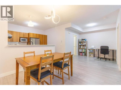 9229 UNIVERSITY Crescent | Burnaby British Columbia | Slide Image Nine