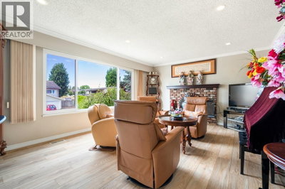 6620 GAINSBOROUGH Drive | Richmond British Columbia | Slide Image Four